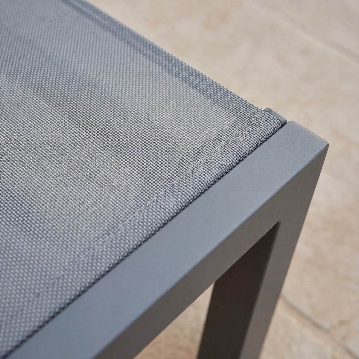 Leżak Ogrodowy Basenowy Aluminium z Kółkami Leżanka na Taras 190x65x35 cm Szary Grafit